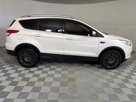 2017-Ford-Kuga-20-EcoBoost-Titanium-AWD-Auto_16