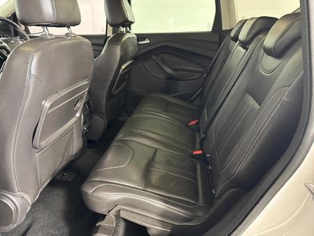 2017-Ford-Kuga-20-EcoBoost-Titanium-AWD-Auto_3