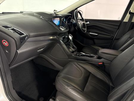2017-Ford-Kuga-20-EcoBoost-Titanium-AWD-Auto_8