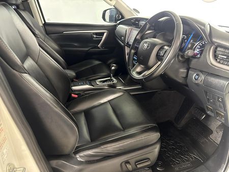 2021-Toyota-Fortuner-28-GD-6-4x4-Auto_9