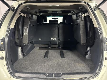 2021-Toyota-Fortuner-28-GD-6-4x4-Auto_13