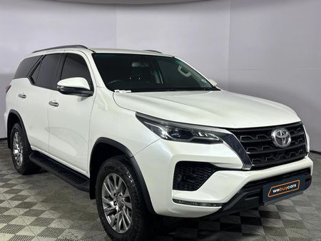 2021-Toyota-Fortuner-28-GD-6-4x4-Auto_15