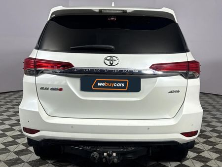 2021-Toyota-Fortuner-28-GD-6-4x4-Auto_17