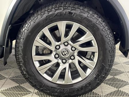 2021-Toyota-Fortuner-28-GD-6-4x4-Auto_5