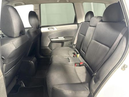 2012-Subaru-Forester-25-XS_3