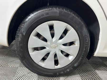 2016-Toyota-Corolla-Quest-16_6