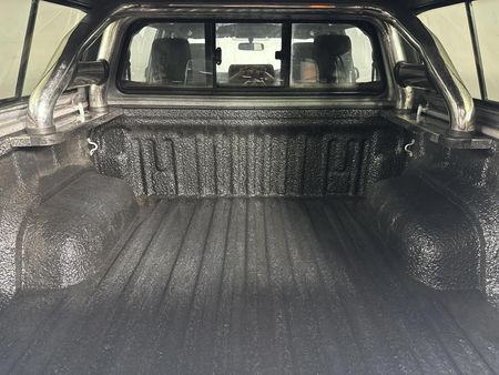 2019-Toyota-Hilux-28-GD-6-Raised-Body-Auto-Raider-Double-Cab_12