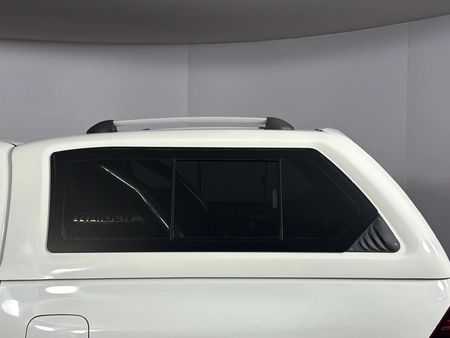 2019-Toyota-Hilux-28-GD-6-Raised-Body-Auto-Raider-Double-Cab_14