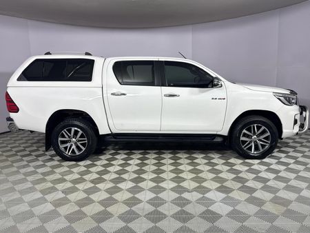 2019-Toyota-Hilux-28-GD-6-Raised-Body-Auto-Raider-Double-Cab_17