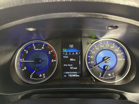 2017-Toyota-Hilux-28-GD-6-Raider-4x4-Extended-Cab_2