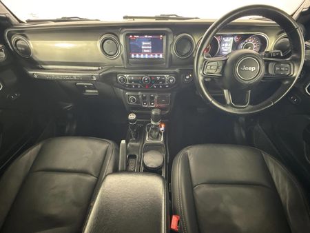 2021-Jeep-Wrangler-36-V6-Sahara-2-dr_1