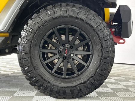 2021-Jeep-Wrangler-36-V6-Sahara-2-dr_4