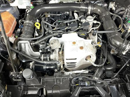 2017-Ford-EcoSport-15-TDCi-Titanium_13