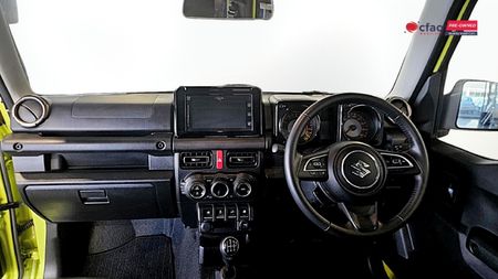 2023-Suzuki-Jimny-15-GLX_10