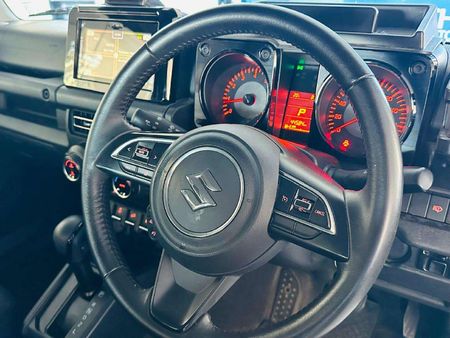 2023-Suzuki-Jimny-15-GLX-Auto_9