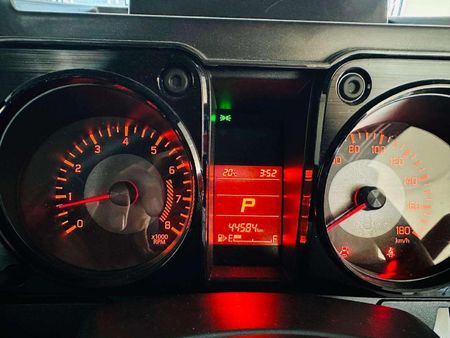 2023-Suzuki-Jimny-15-GLX-Auto_10