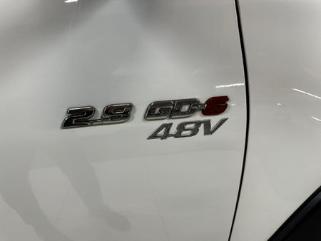 2025-Toyota-Hilux-28-GD-6-RB-Legend-RS-4x4-Double-Cab-Auto-mhev_15