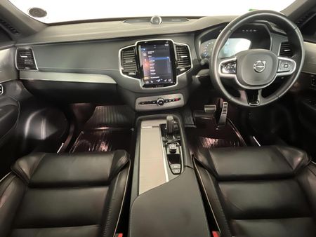 2023-Volvo-XC90-B5-R-Design-AWD_1