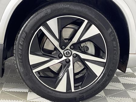 2023-Volvo-XC90-B5-R-Design-AWD_5