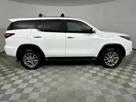 2020-Toyota-Fortuner-28-GD-6-4x4-VX-Auto_13