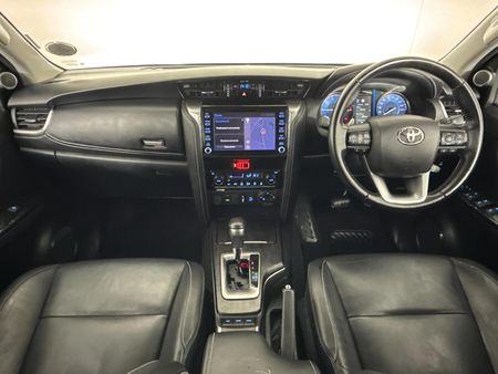 2020-Toyota-Fortuner-28-GD-6-4x4-VX-Auto_1