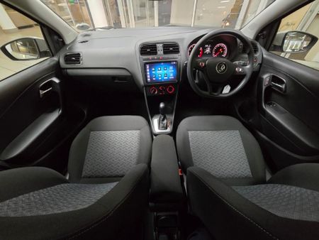 2024-Volkswagen-Polo-Vivo-16-Life_10