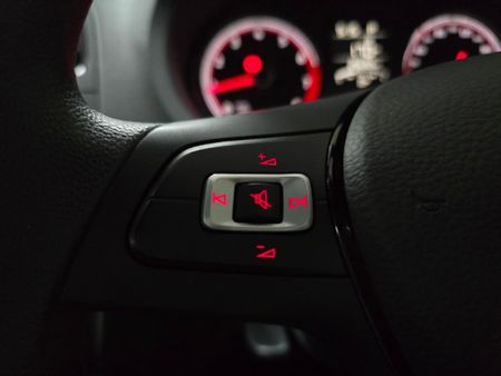 2024-Volkswagen-Polo-Vivo-16-Life_24