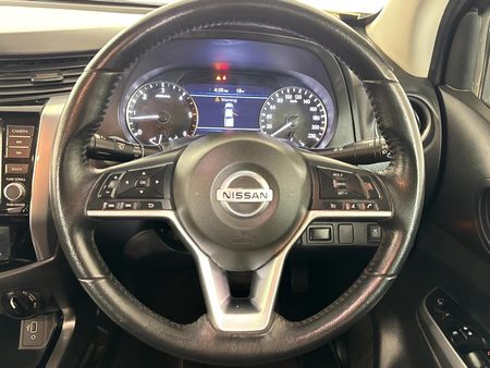 2021-Nissan-Navara-25-DDTi-LE-Plus-4X4-Auto-Double-Cab_9