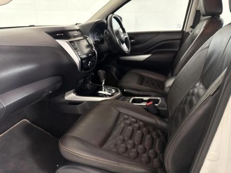 2021-Nissan-Navara-25-DDTi-LE-Plus-4X4-Auto-Double-Cab_7