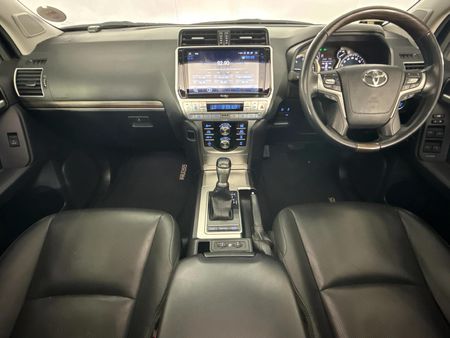 2021-Toyota-Land-Cruiser-Prado-28-GD-VX-L-Auto_1