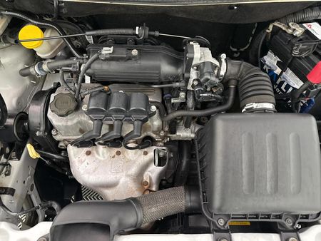 2009-Chevrolet-Spark-L_11