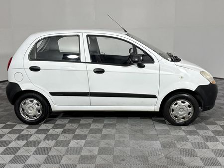 2009-Chevrolet-Spark-L_14