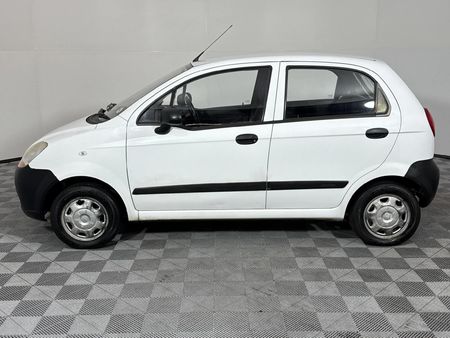 2009-Chevrolet-Spark-L_16