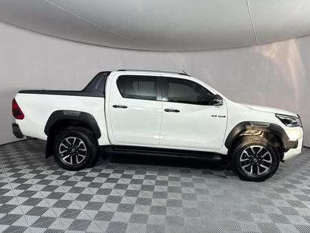 2022-Toyota-Hilux-28-GD-6-Raised-Body-Legend-Auto-Double-Cab_18