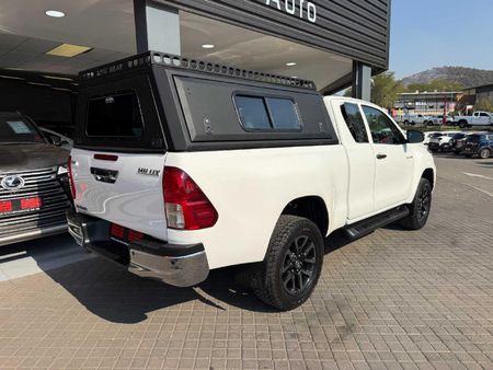 2021-Toyota-Hilux-24-GD-6-Raised-Body-Raider-Extended-Cab_3