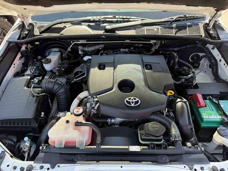 2021-Toyota-Hilux-24-GD-6-Raised-Body-Raider-Extended-Cab_6