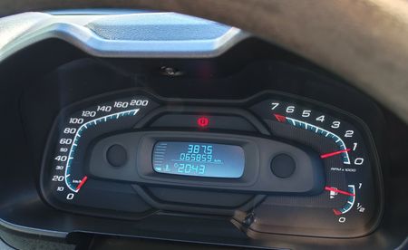 2015-Chevrolet-Utility-14-AC_7
