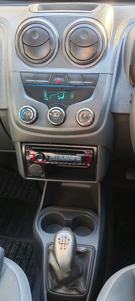 2015-Chevrolet-Utility-14-AC_8
