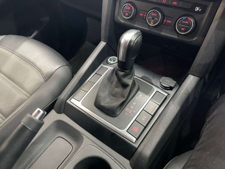 2023-Volkswagen-Amarok-20-BiTDI-Highline-132kW-Auto-Double-Cab_9