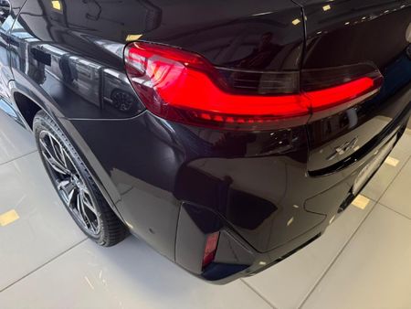2024-BMW-X4-xDrive20d-M-Sport_8