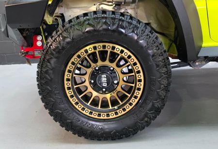 2021-Suzuki-Jimny-15-GLX_14