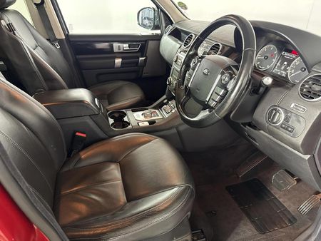 2014-Land-Rover-Discovery-4-30-TD-SD-V6-HSE_9