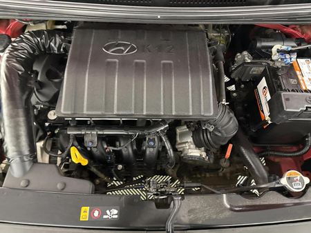 2023-Hyundai-Grand-i10-12-Fluid-Auto_12