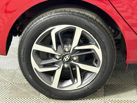 2023-Hyundai-Grand-i10-12-Fluid-Auto_7