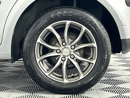 2009-Volkswagen-Polo-16-Trendline_6
