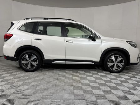 2019-Subaru-Forester-20i-S-ES-Auto_16