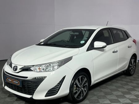 2018-Toyota-Yaris-15-XS-5-dr_0