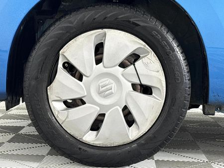 2015-Suzuki-Celerio-10-GL_4
