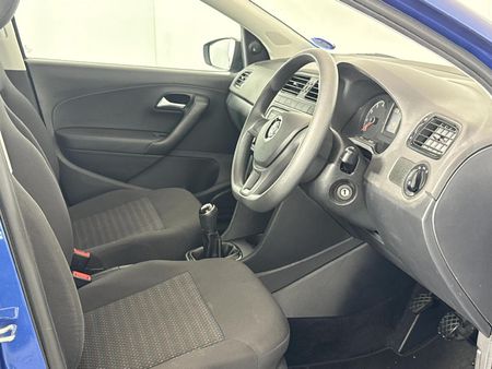 2020-Volkswagen-Polo-Vivo-14-Trendline-5-dr_9