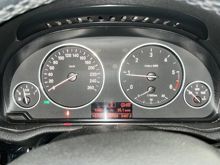 2015-BMW-X3-xDrive20d-Auto_2